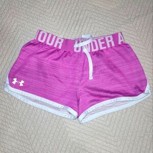 Under Armor Shorts Size M